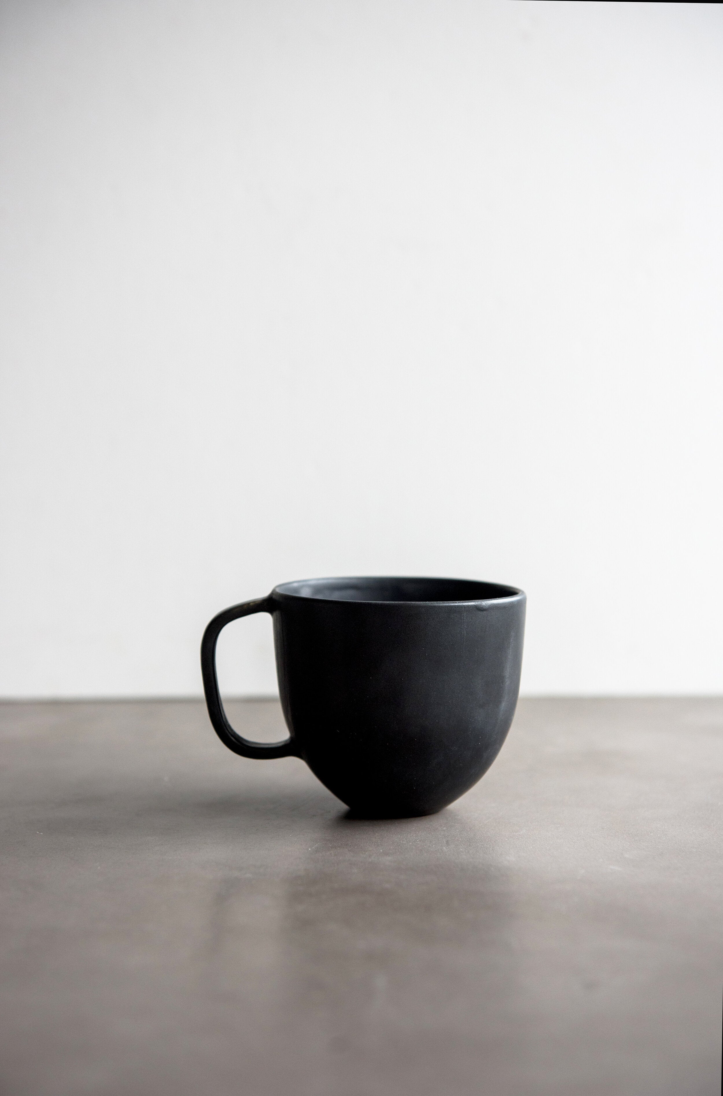 Matte Stoneware Coffee Mug (Black)