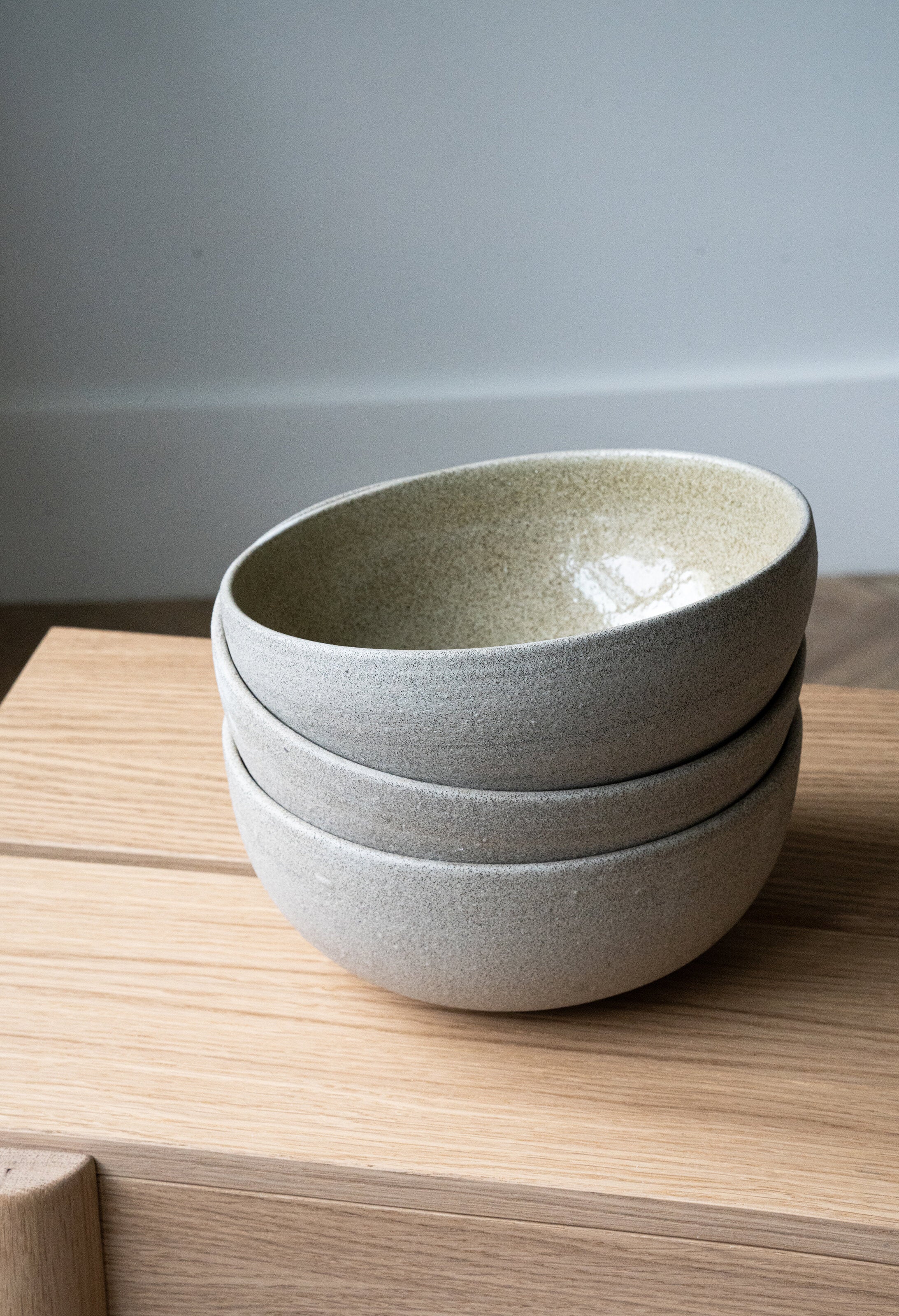 Stoneware Ramen Bowl (Concrete)