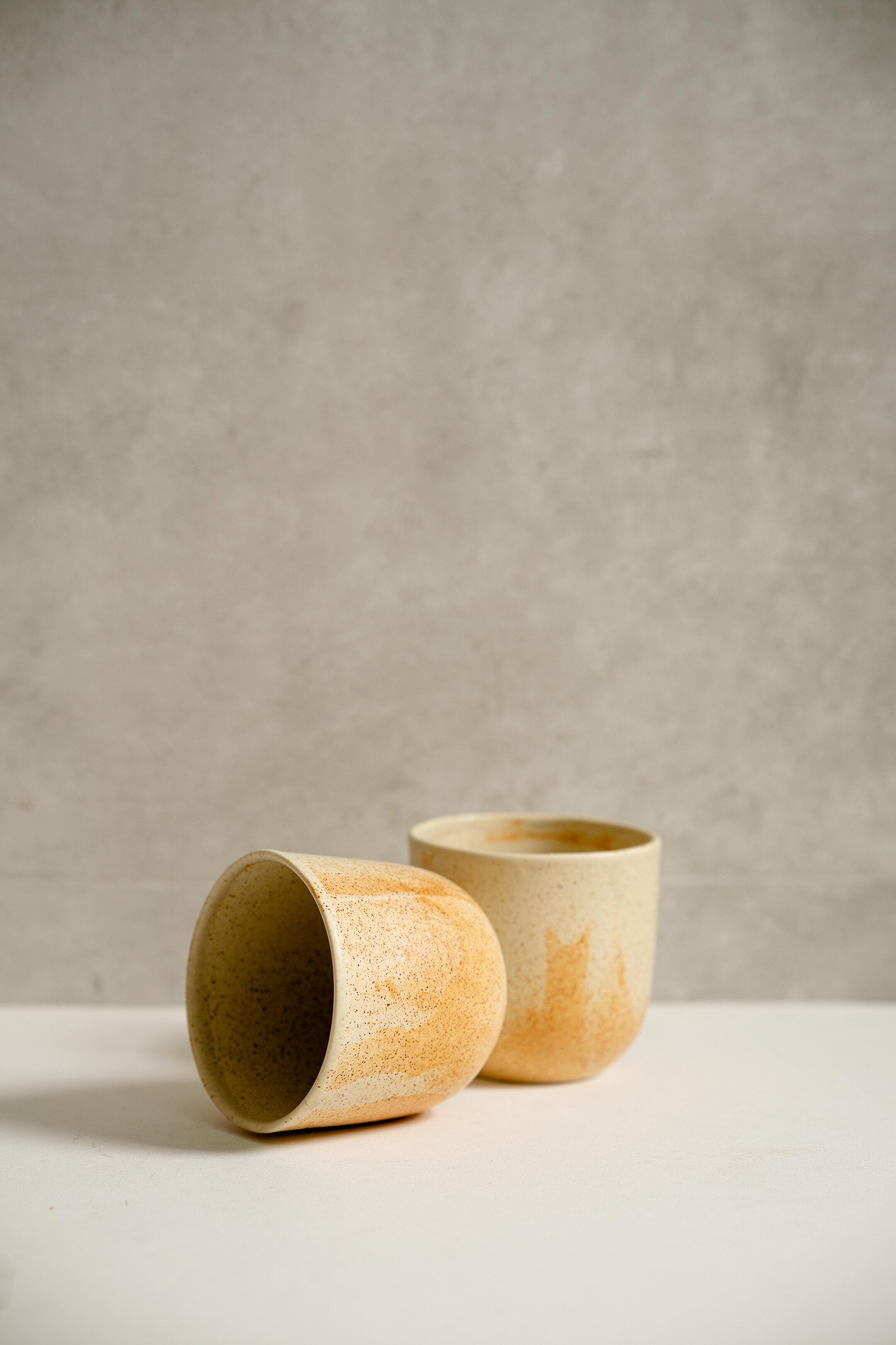 Stoneware Coffee Tumbler (Beige)