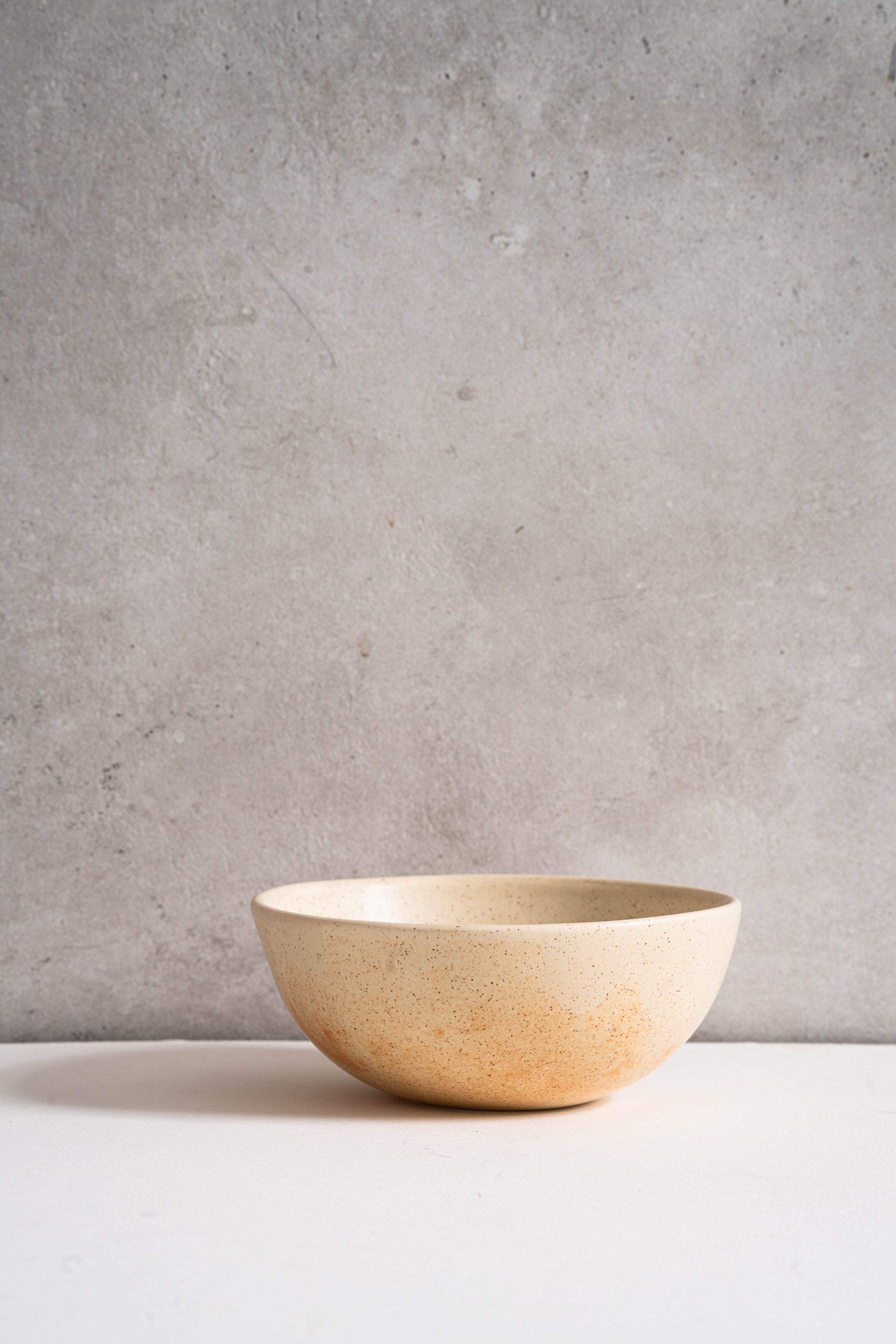 Matte Stoneware Bowl (Beige)