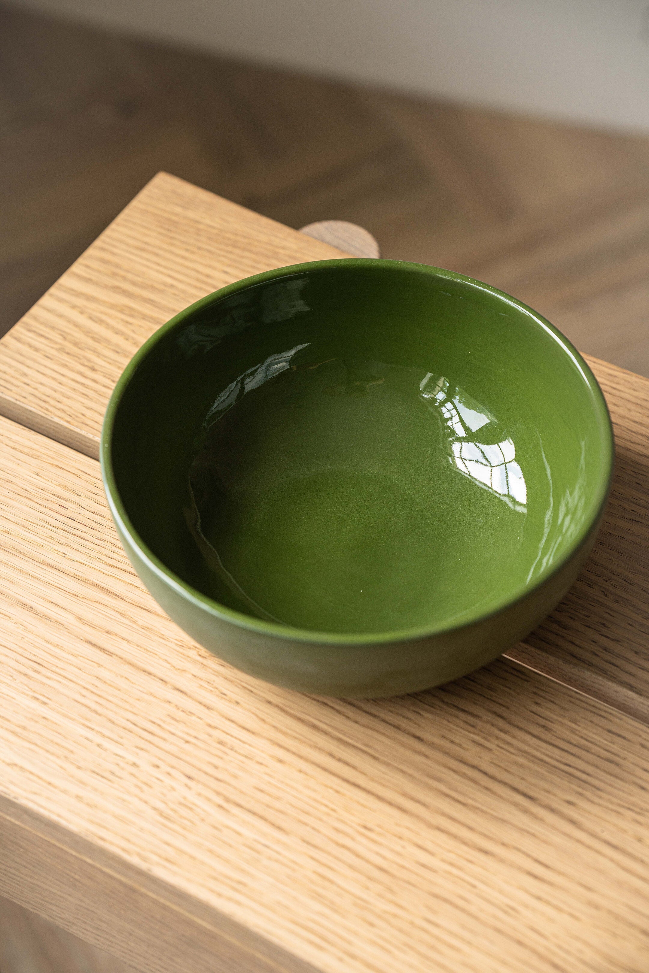 Porcelain Salad Serving Bowl (Green)