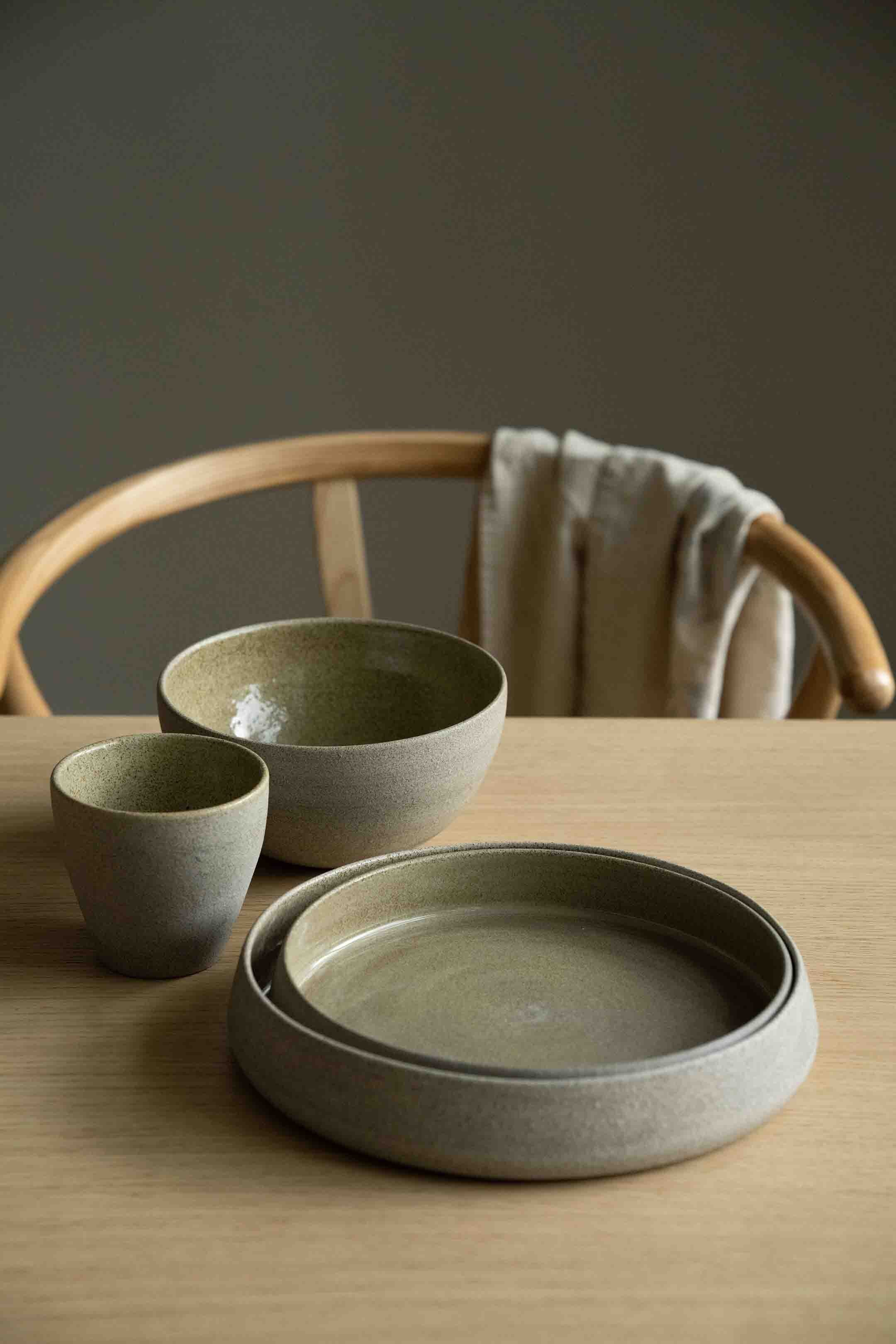 Stoneware Dinner Set (Concrete)