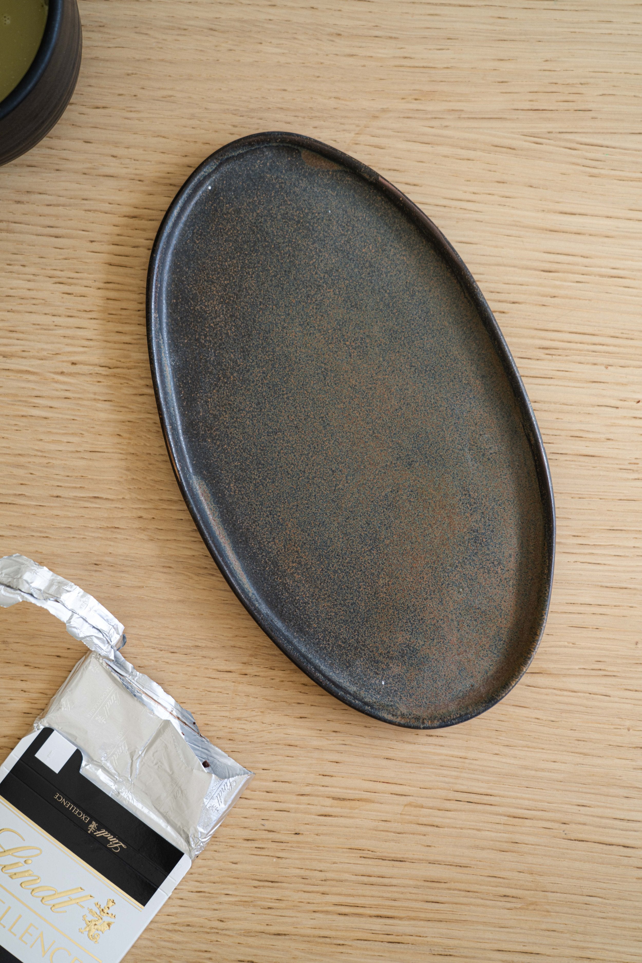 Stoneware Oval Serving Platter (Rust)
