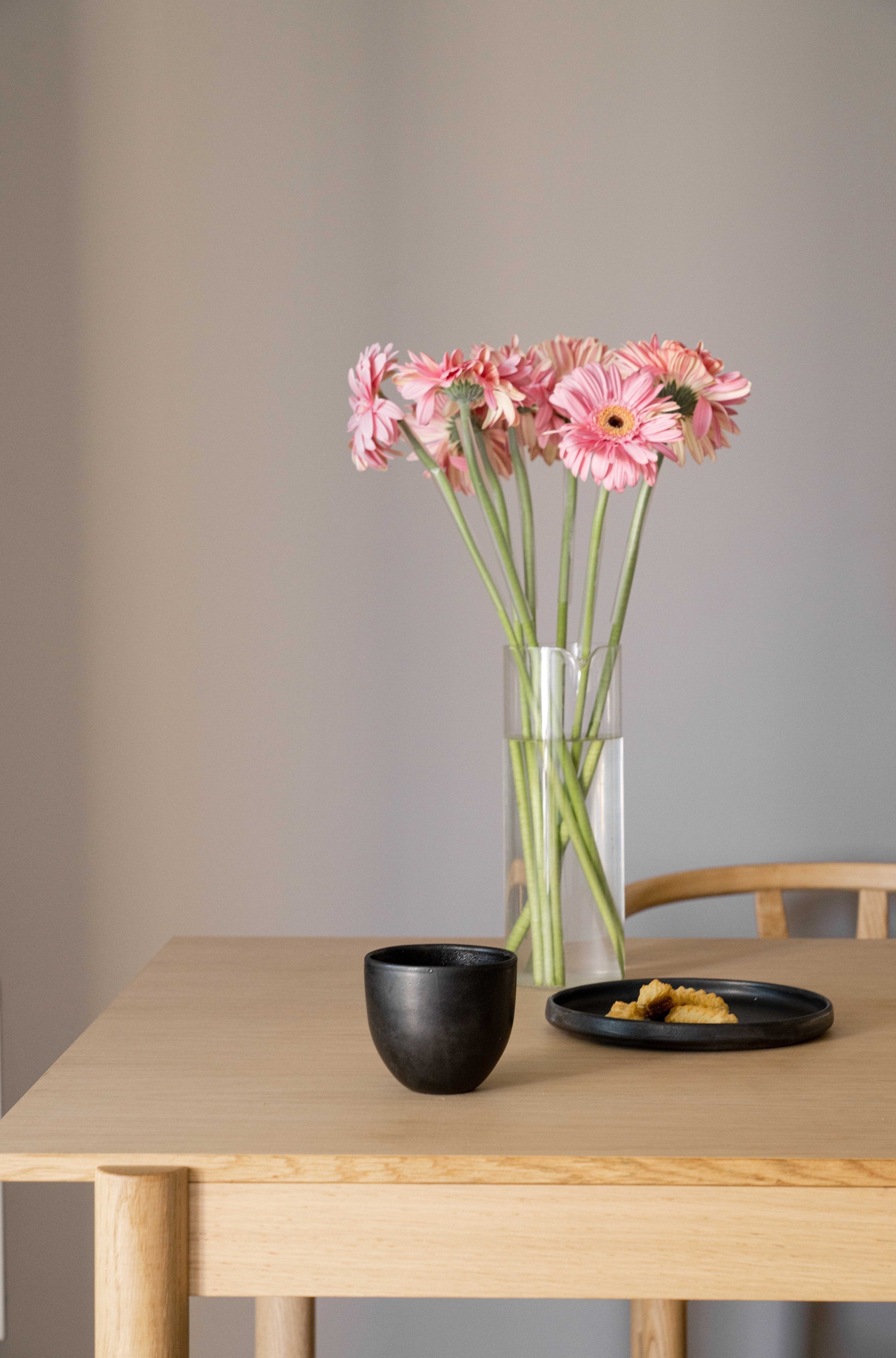 Matte Stoneware Coffee Cup (Black)