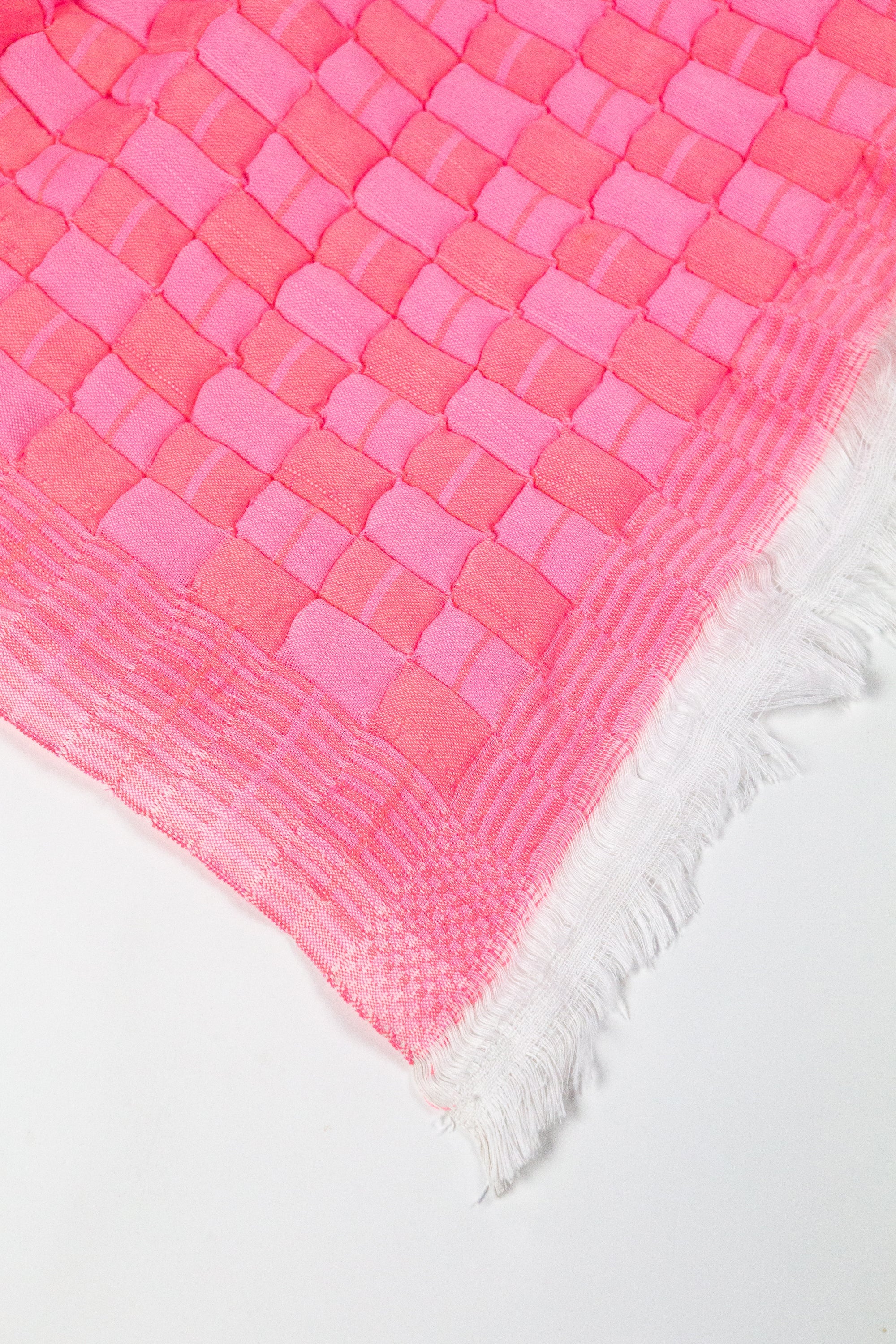 Quilted Sujani Throw Blanket (Neon Pink)