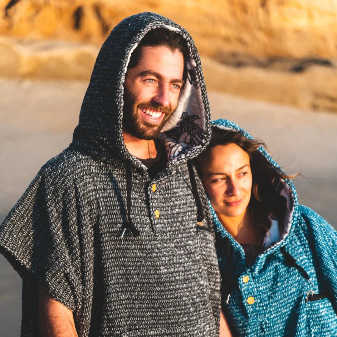 Blanket Hoodie (Indigo Surf Poncho)