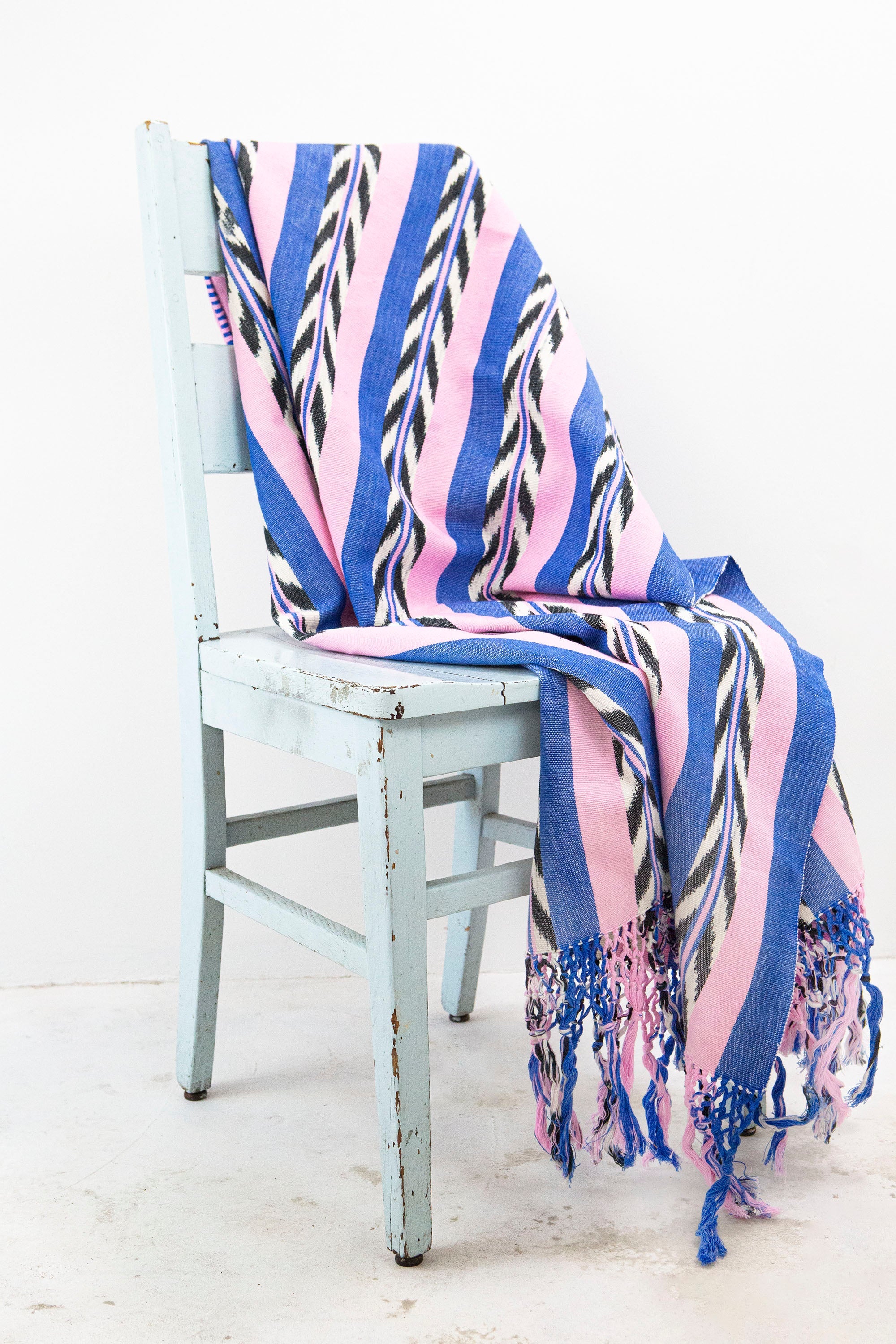 Palm Ikat Blanket (Blue & Pink)