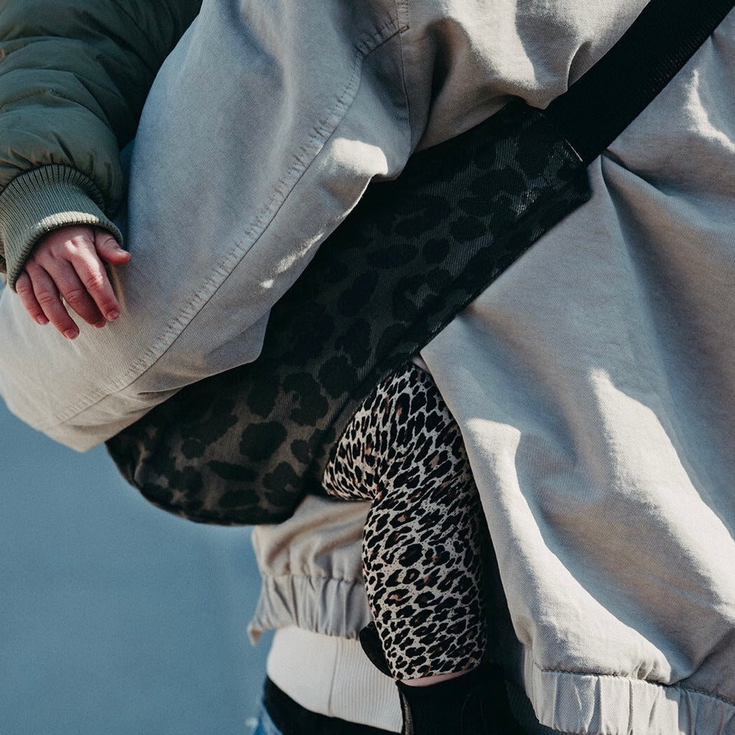Toddler Carrier (Leopard Print Grey)