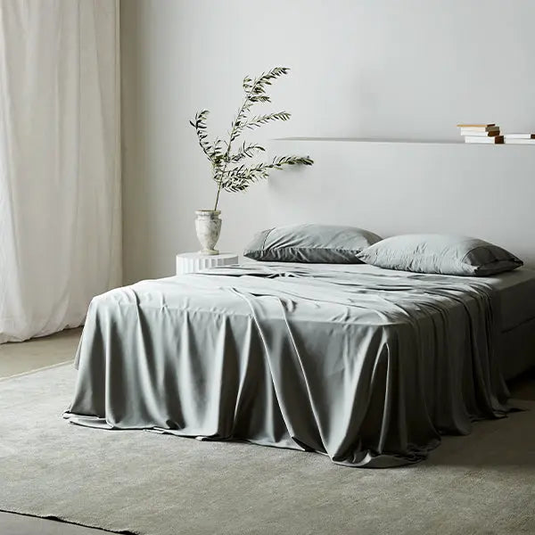 CleanBamboo® Signature Sateen Sheet Set (Sage)