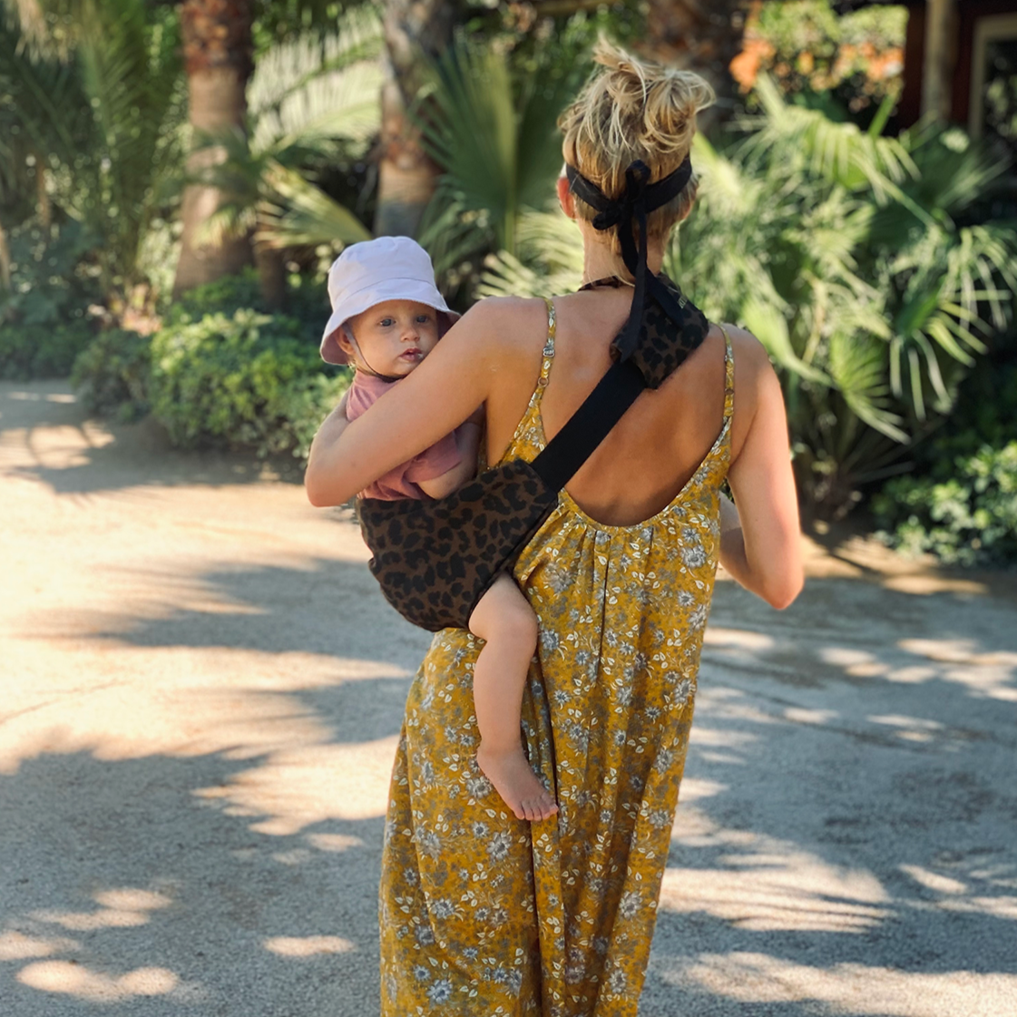 Toddler Carrier (Leopard Print Brown)