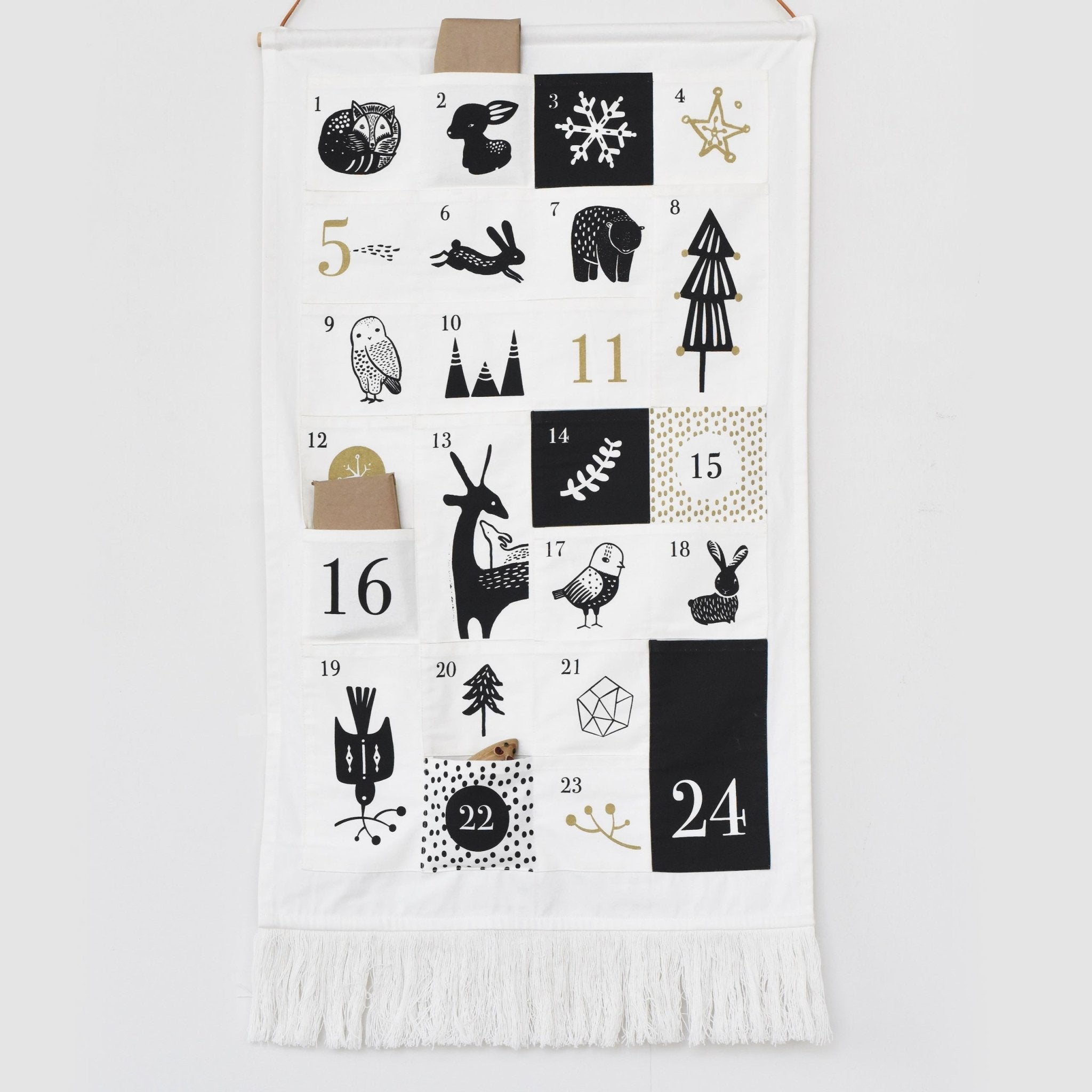 24 Pocket Advent Calendar (Winter Animals)