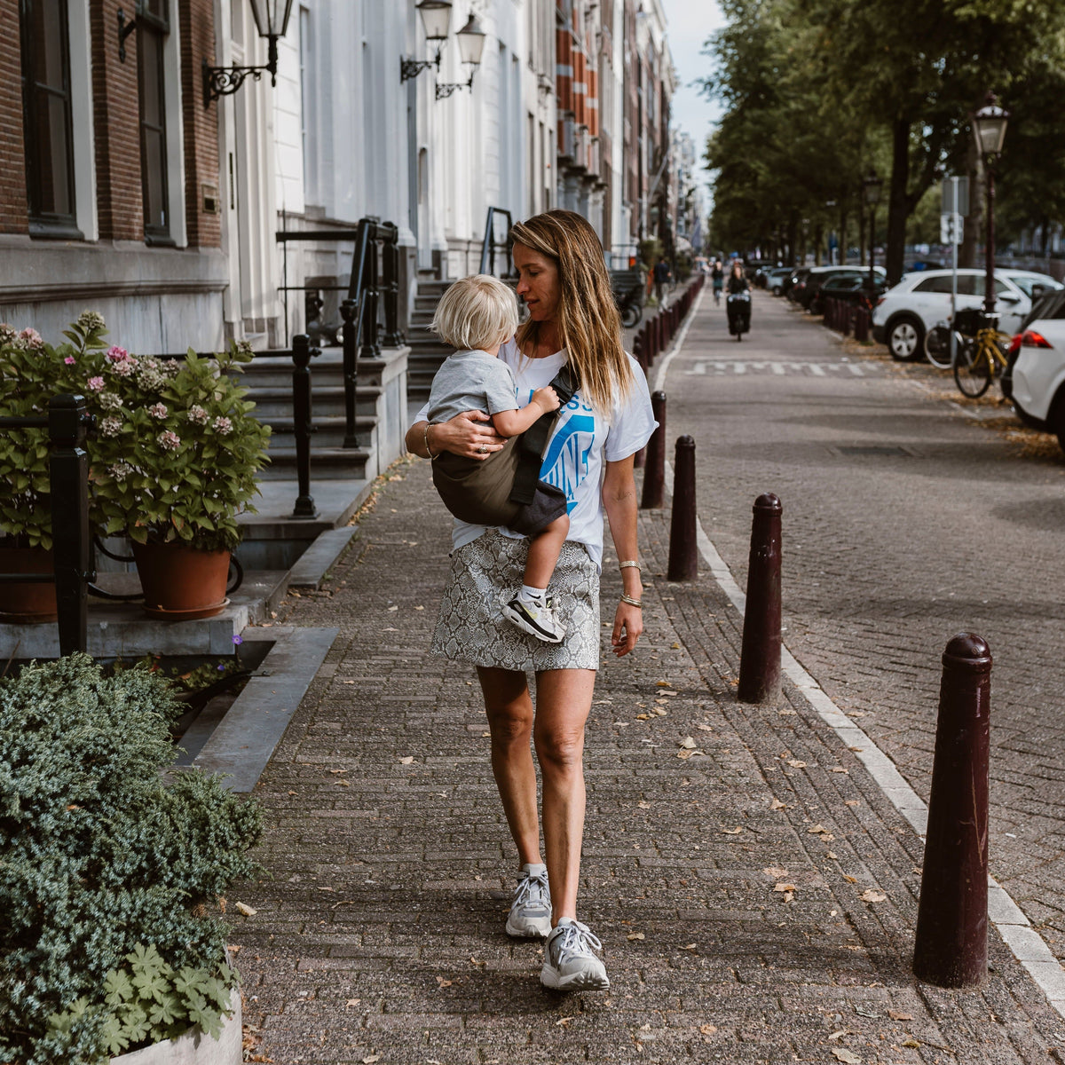 Toddler Carrier (Coffee)