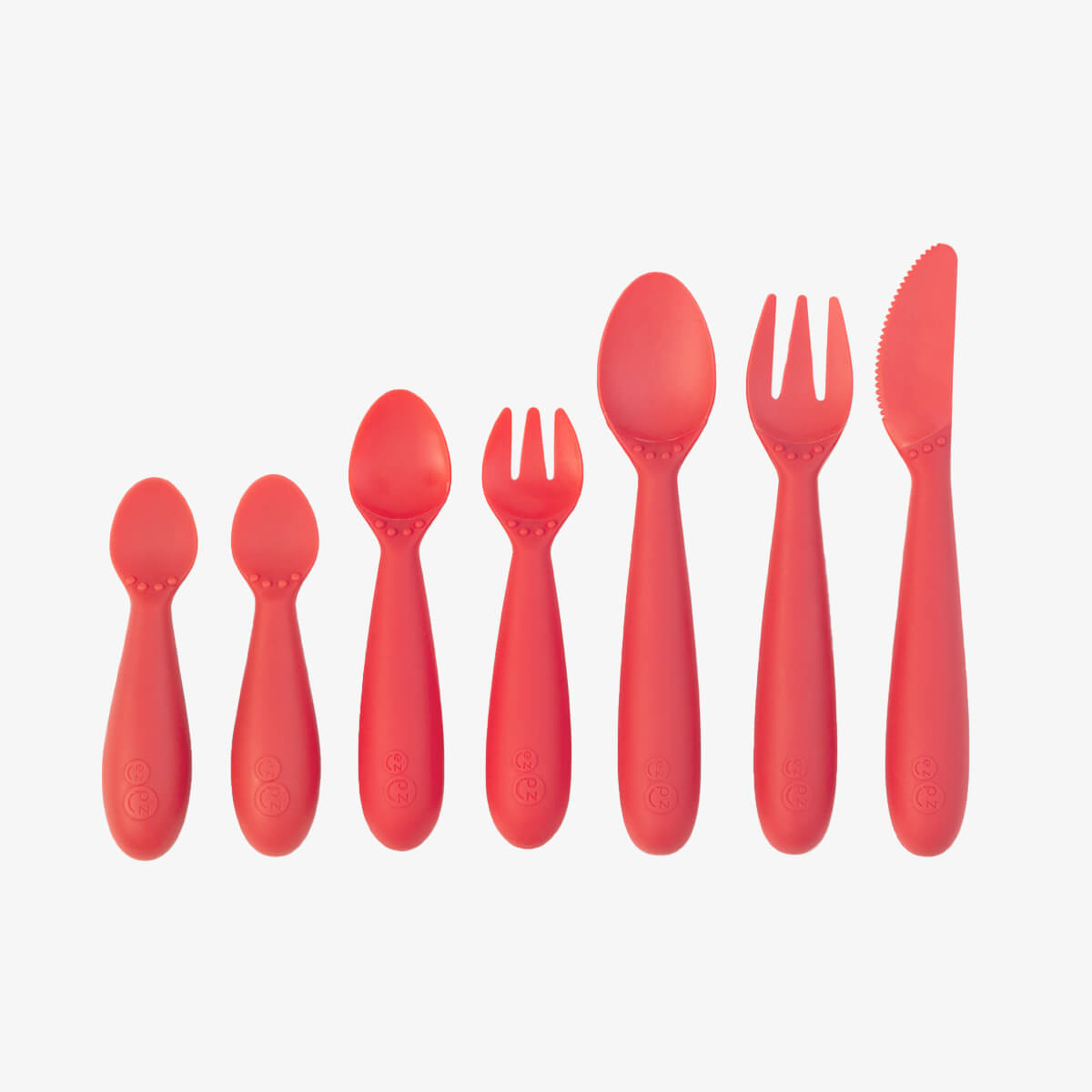 ezpz Developmental Utensil Set in Coral #color_coral