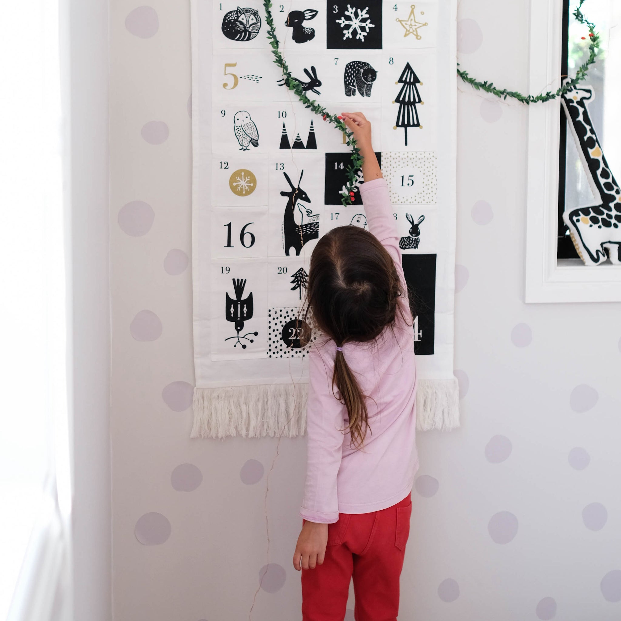 24 Pocket Advent Calendar (Winter Animals)