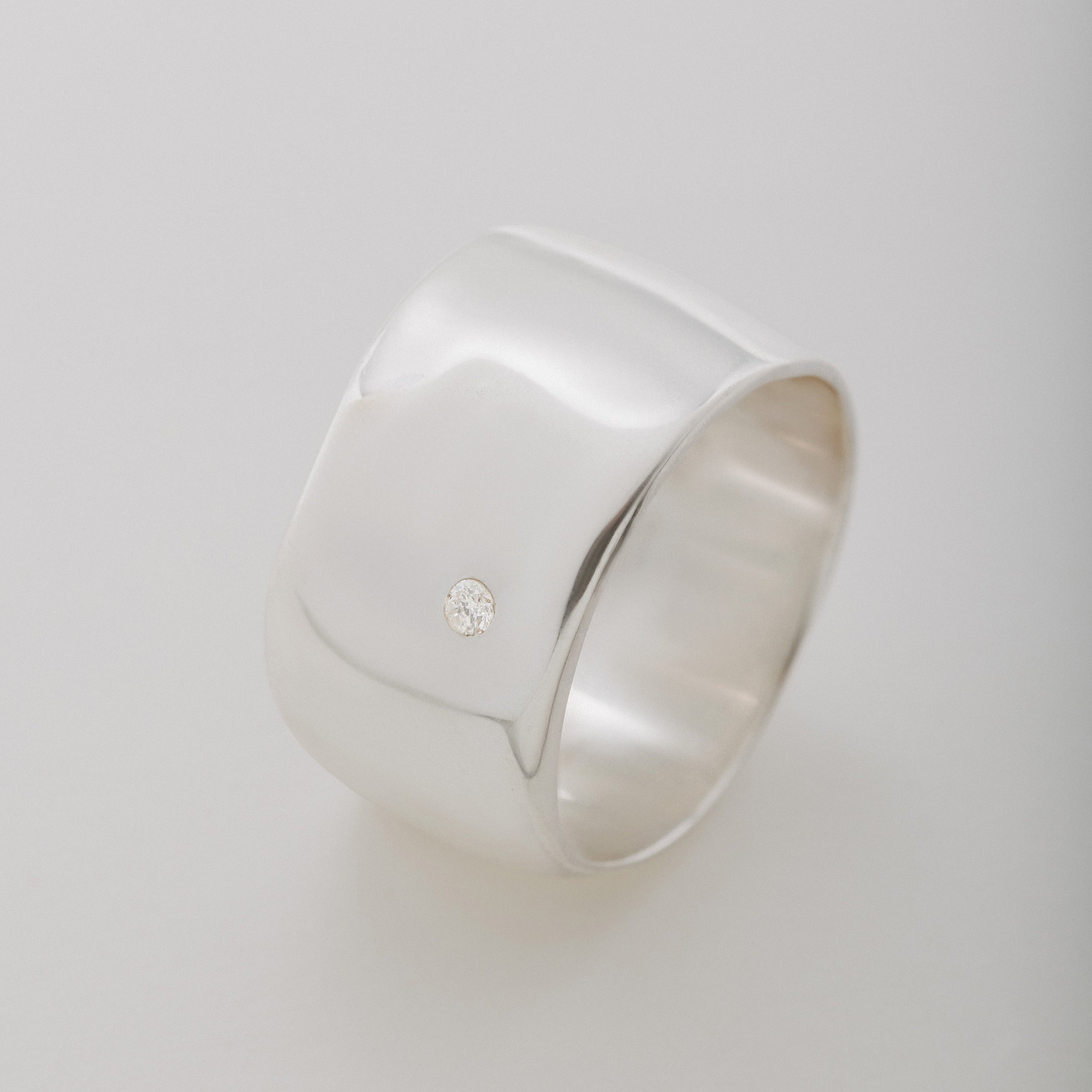 Eternal Diamond Cigar Ring