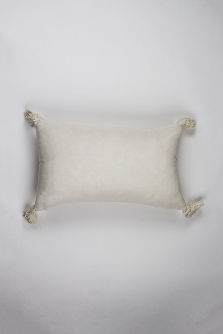 Comalapa Pillow (Natural White)