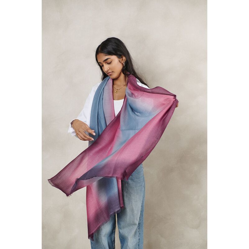Iris Haze Cashmere Merino Handloom Scarf (Pink)