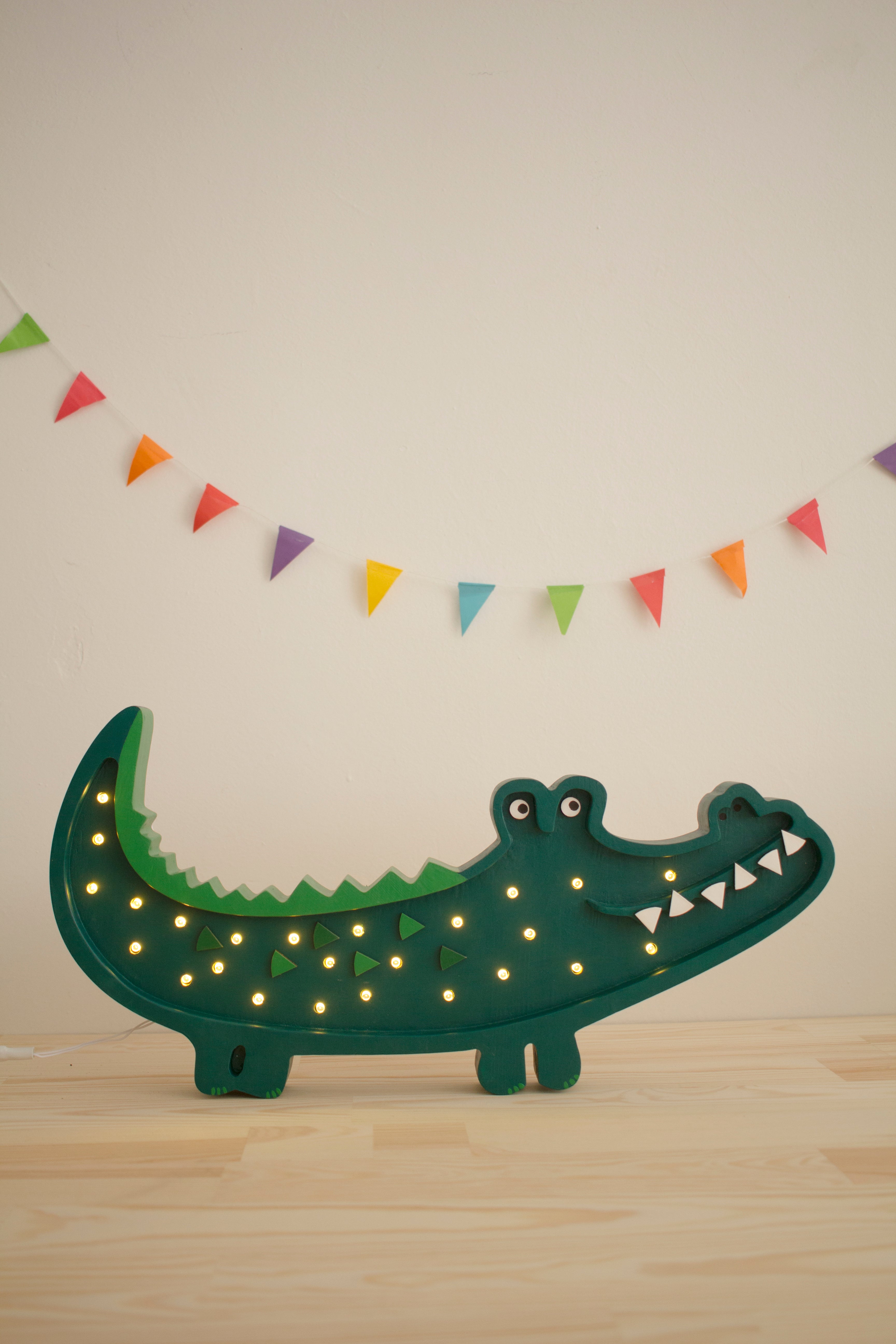 Crocodile Lamp