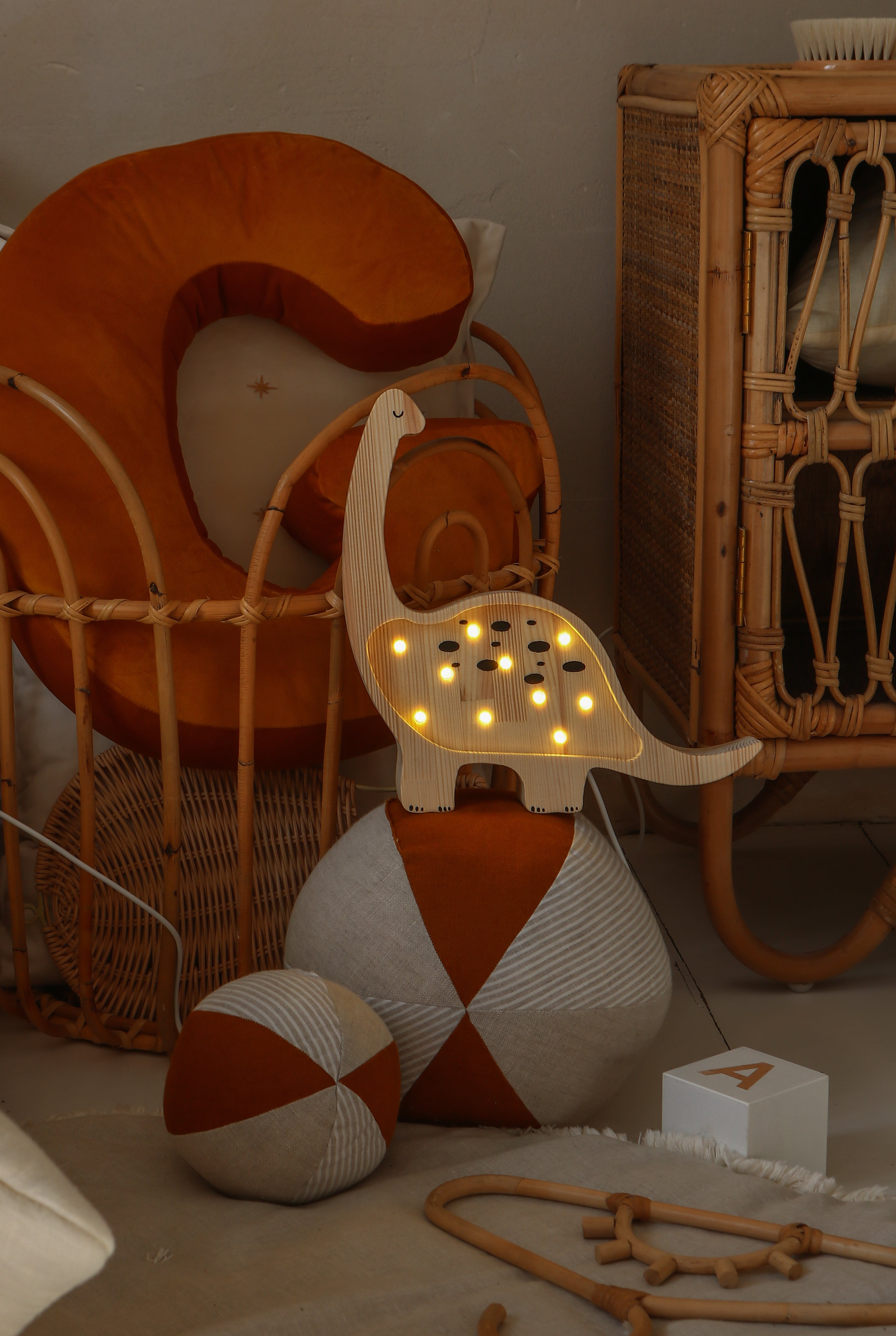 Mini Dino Lamp