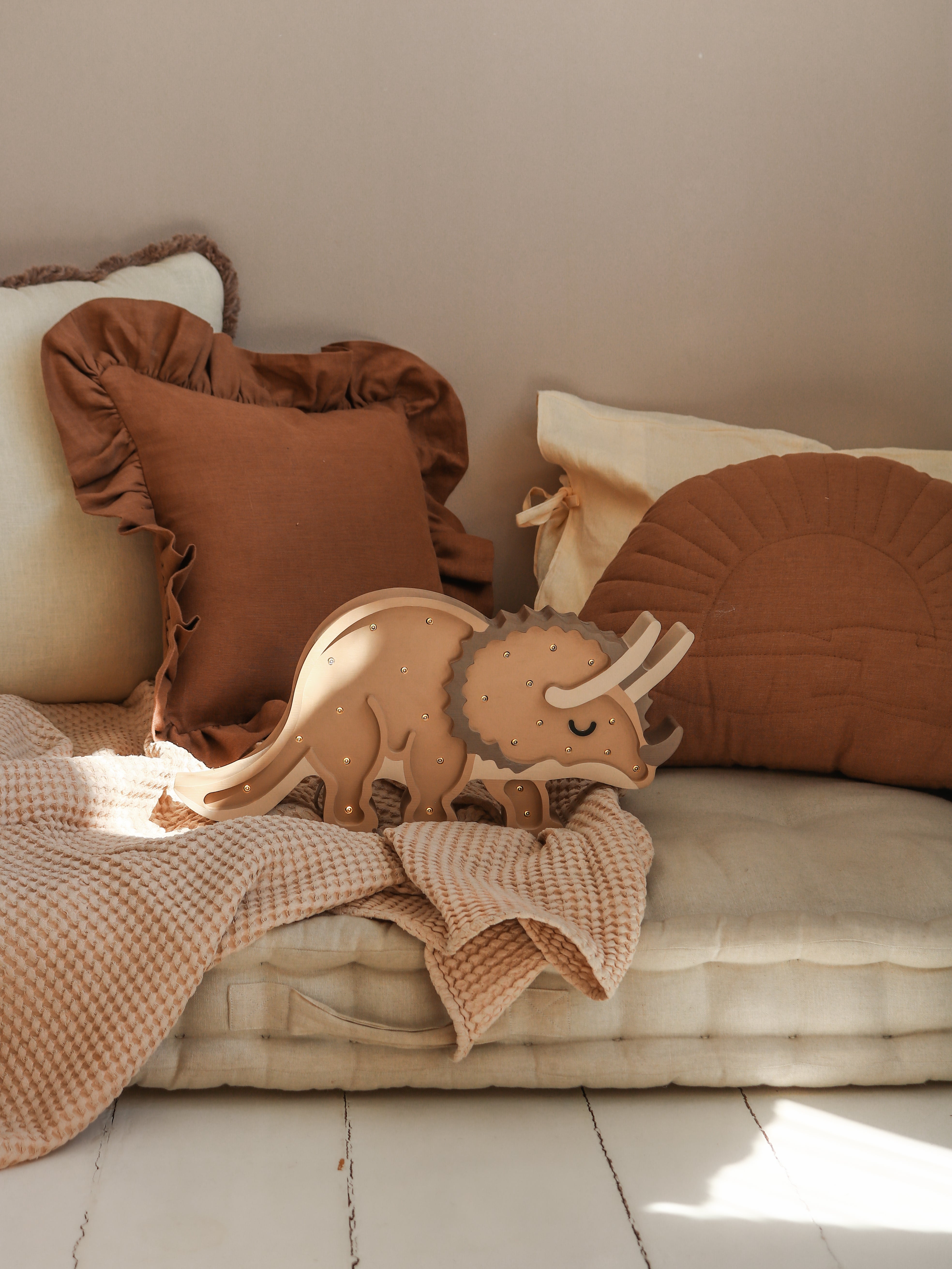 Triceratops Dinosaur Lamp