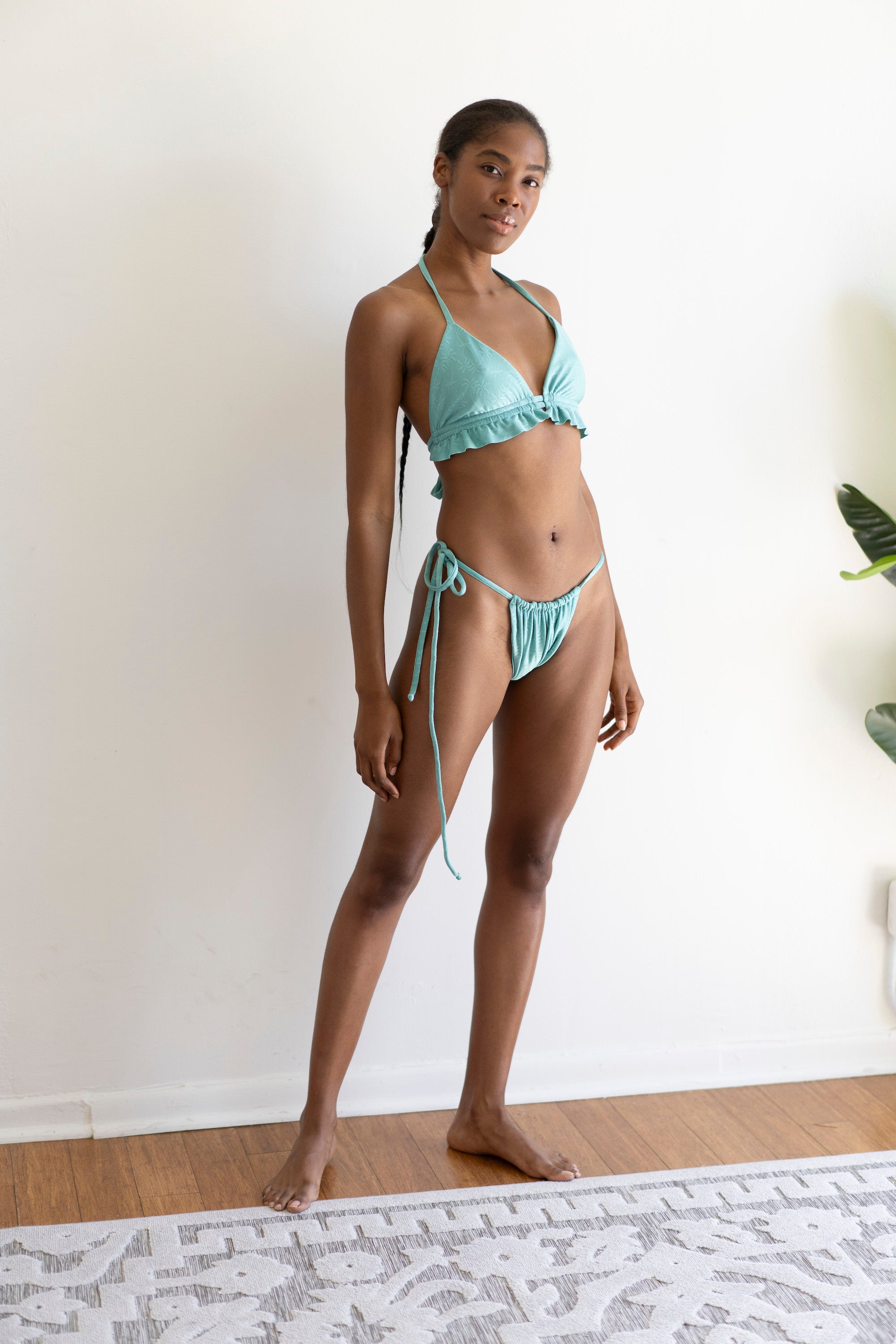 Isla Silk Bikini Top (Mint Palm)