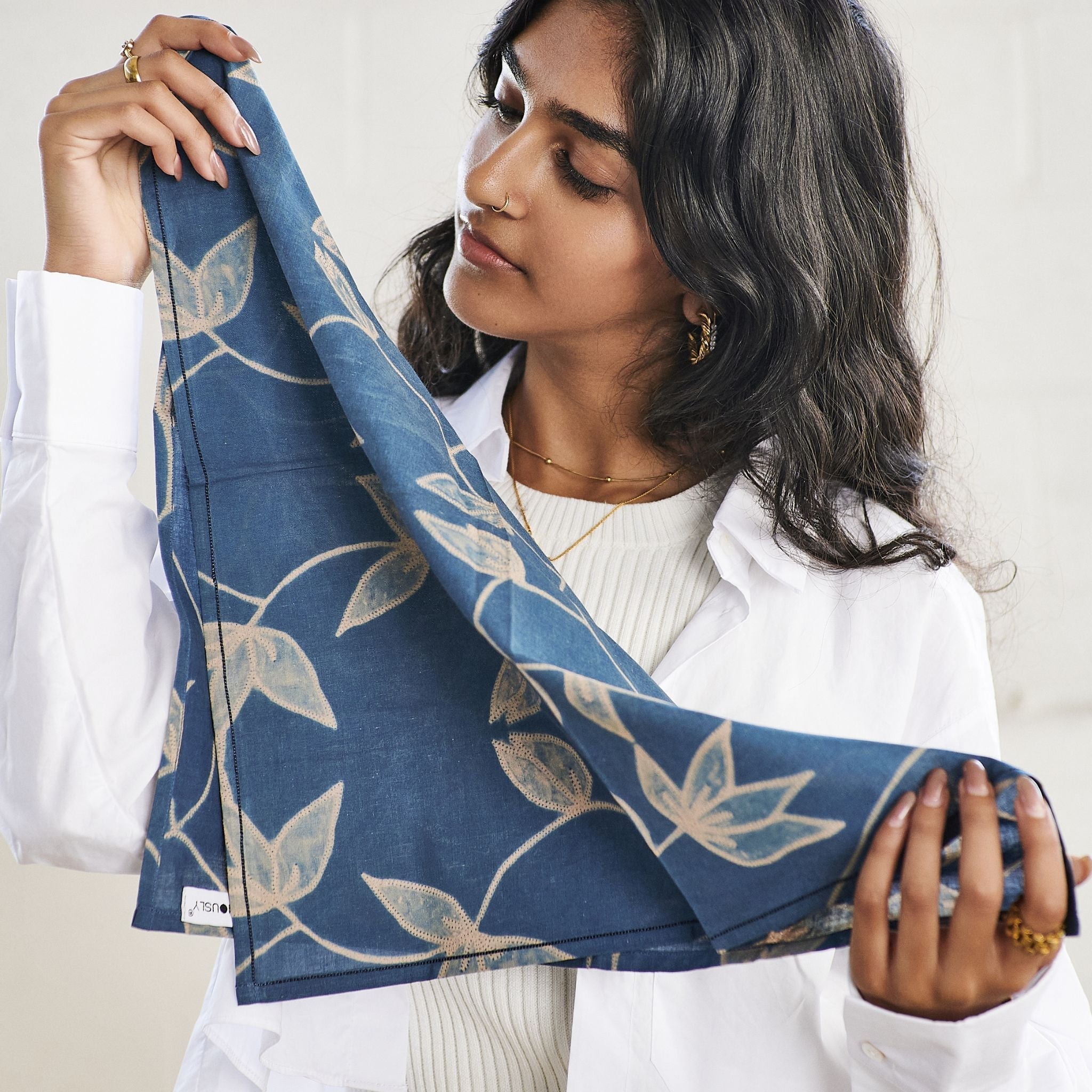 Folio Handcrafted Shibori Cotton Table Napkins Set (Indigo)