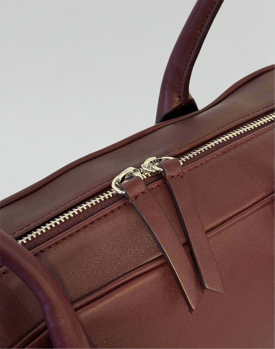 La Strada East West Bag (Burgundy)