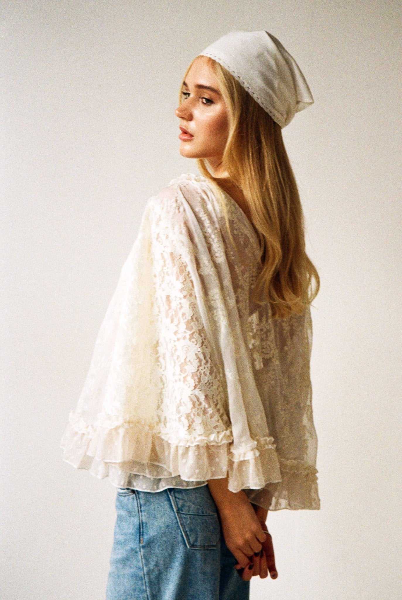 The Kaya Lace Top (Ivory)