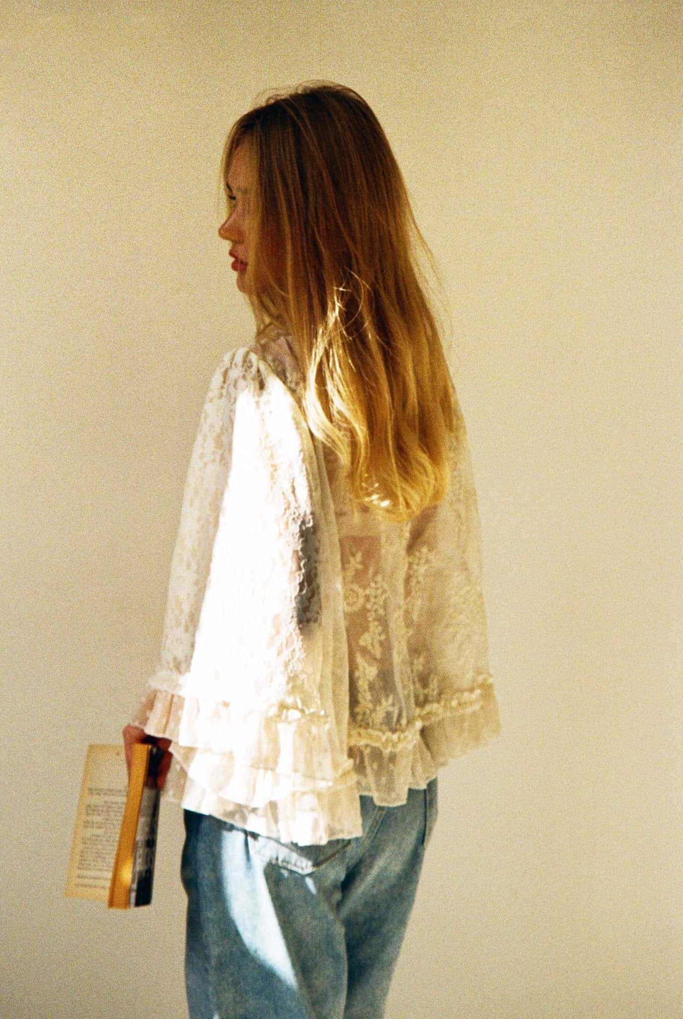 The Kaya Lace Top (Ivory)