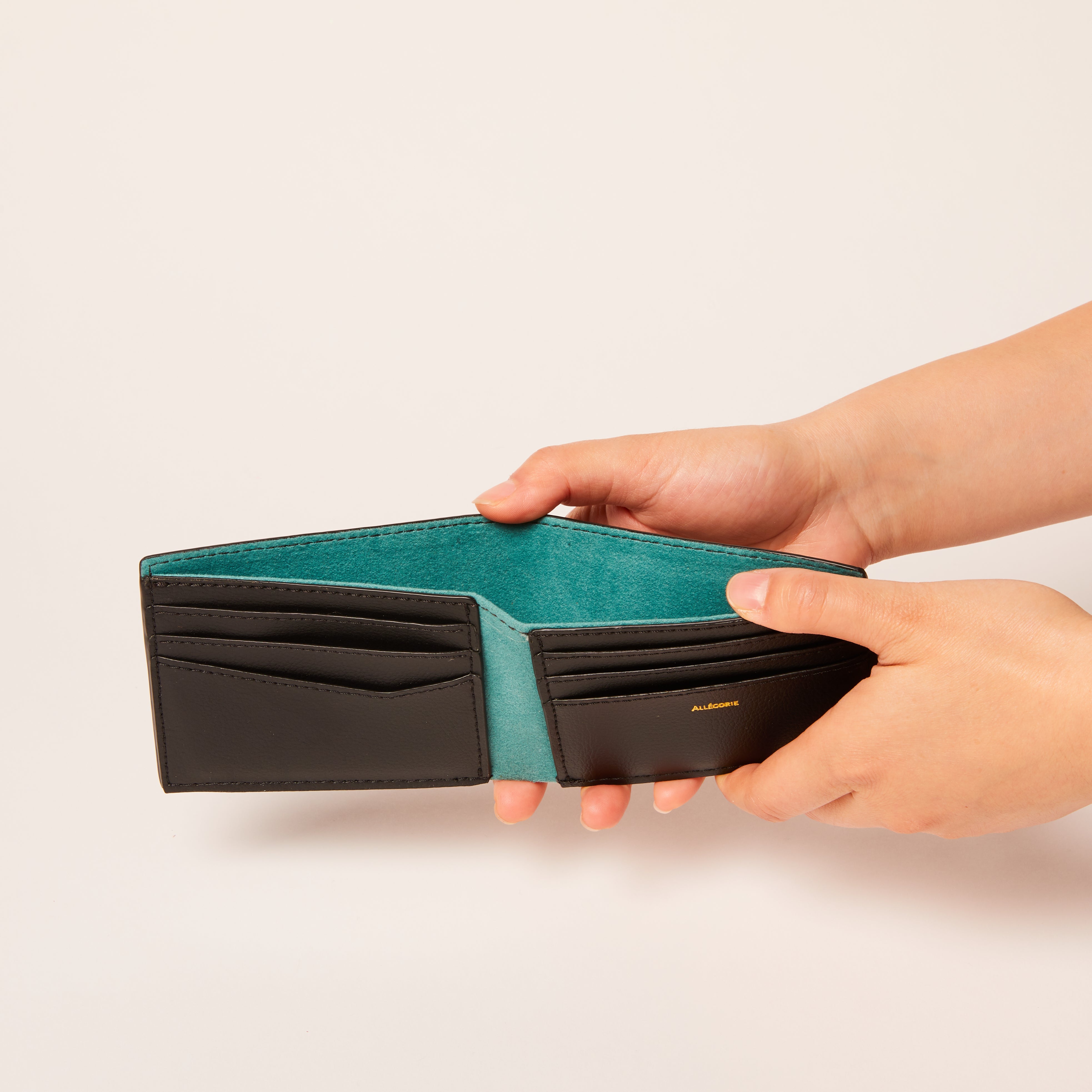 Gala Bifold Wallet (Black)