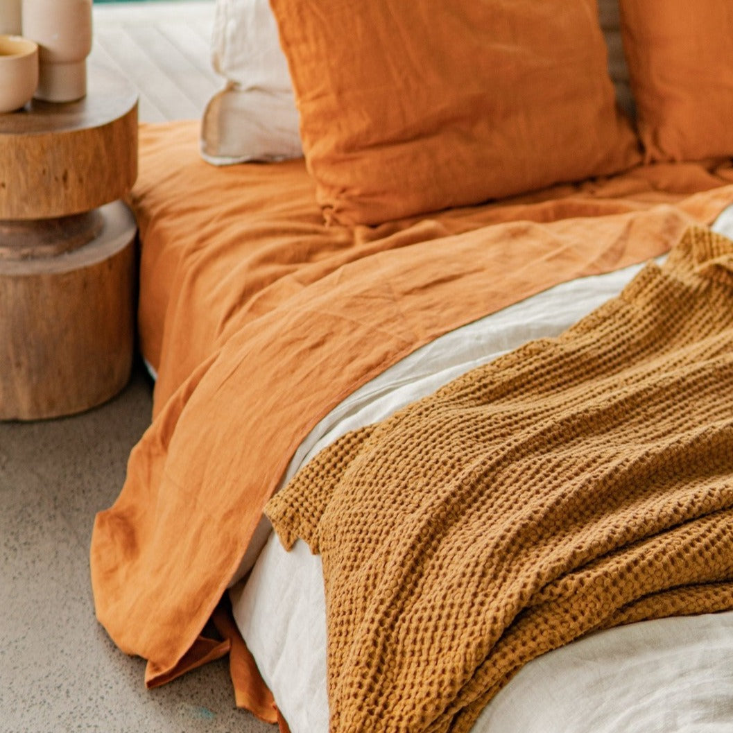 Linen Waffle Blanket (Sienna)