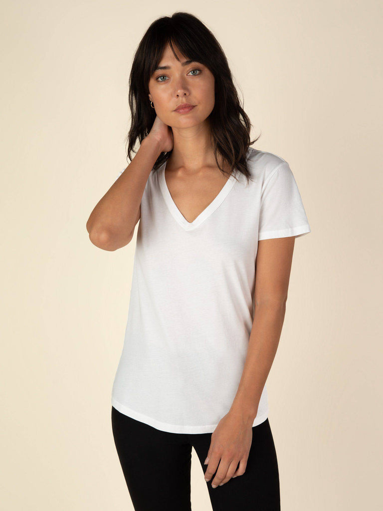 V-Neck Curved Hem Tee (Creamy White) Top Graceful District 