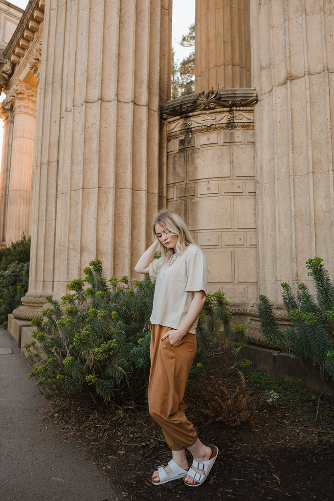 Easy Relaxed Tee - Light Sand SHIRT Mien 