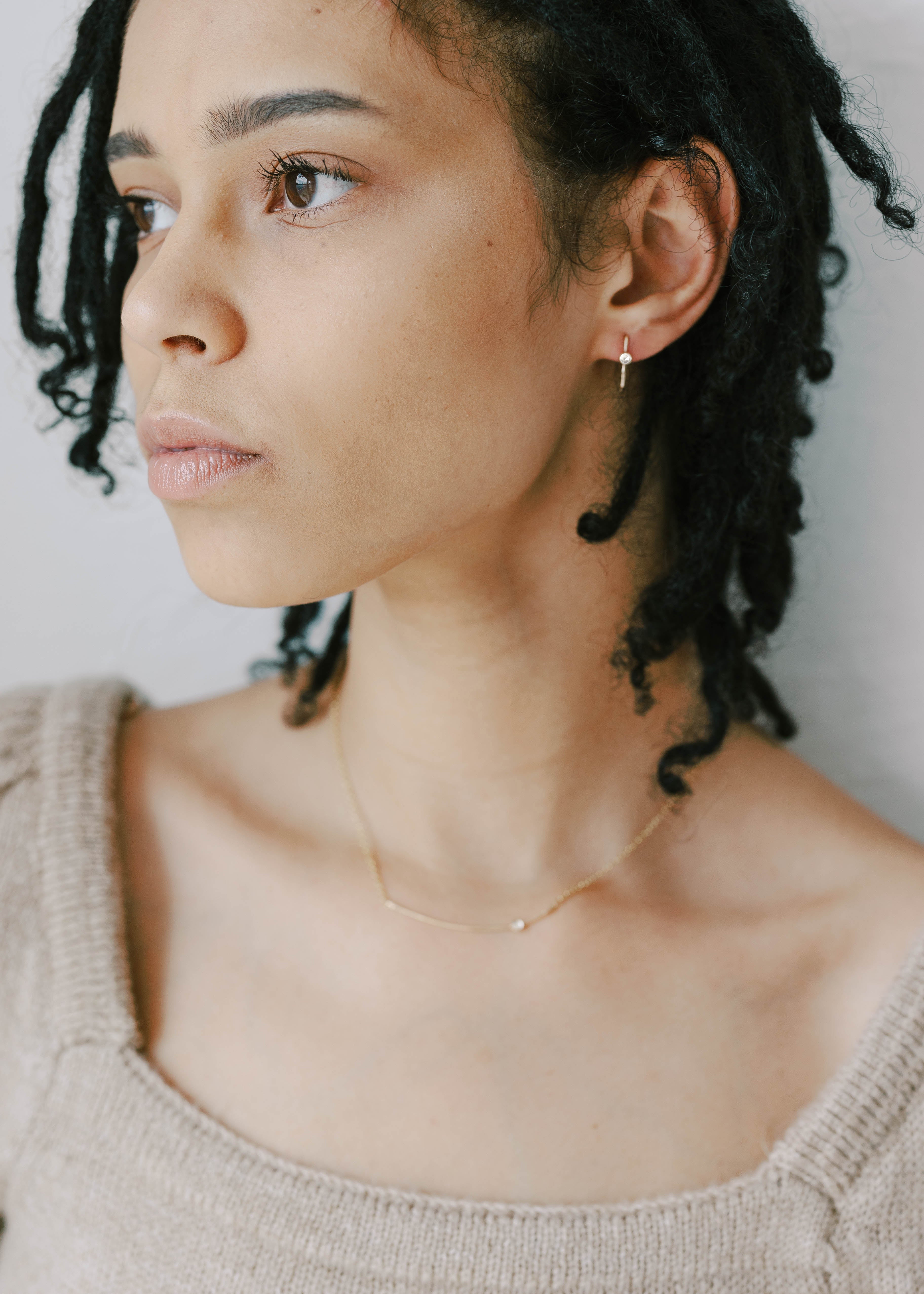 Curved Bar Necklace with White Topaz