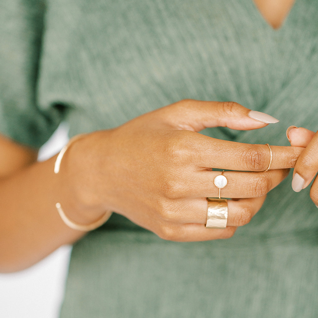 Deep Pearl Ring