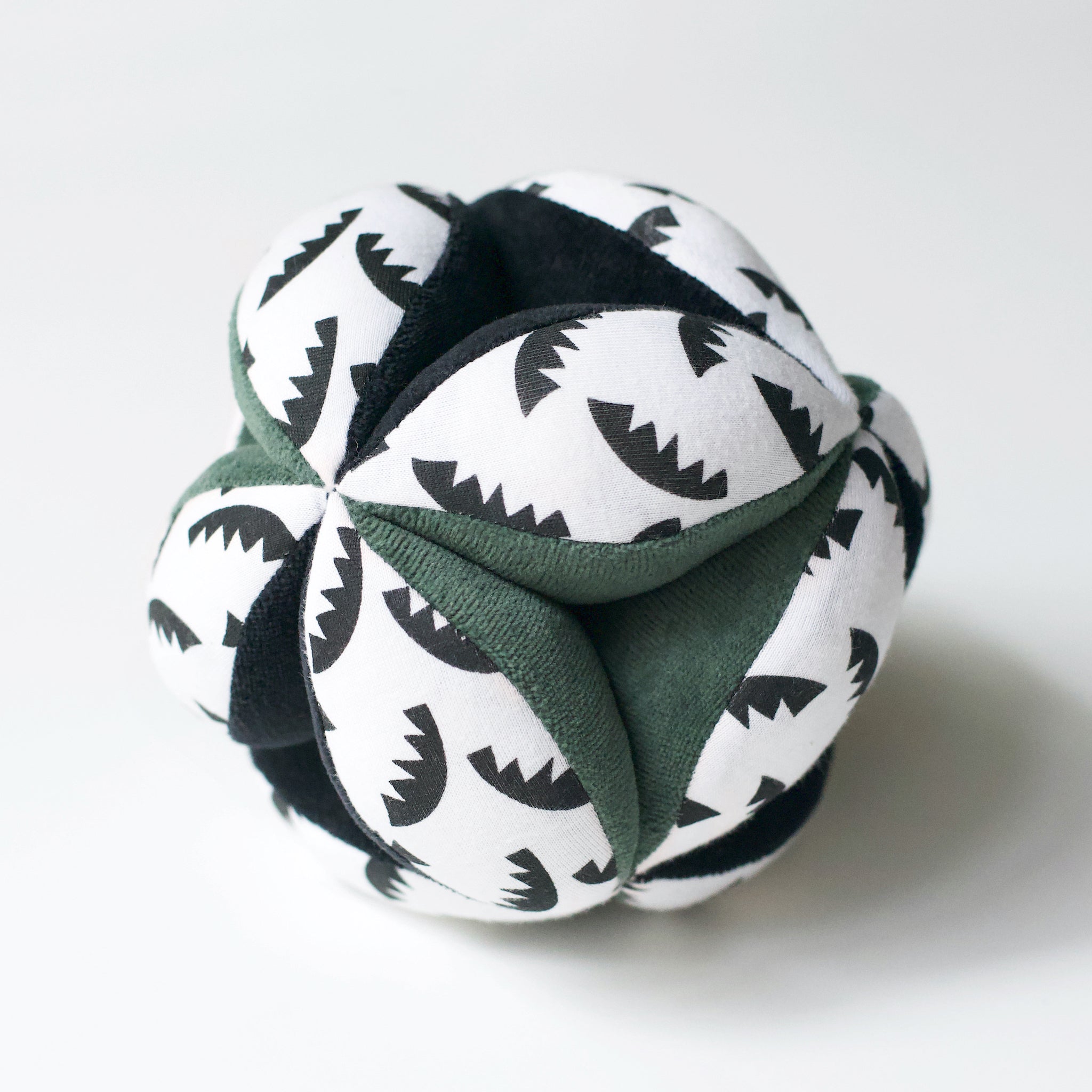 Clutch and Taggy Ball Bundle (Jungle Leaves)